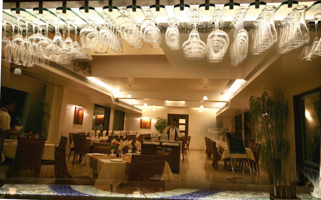 Sentosa Resorts & Water Park Chinchvad المظهر الخارجي الصورة