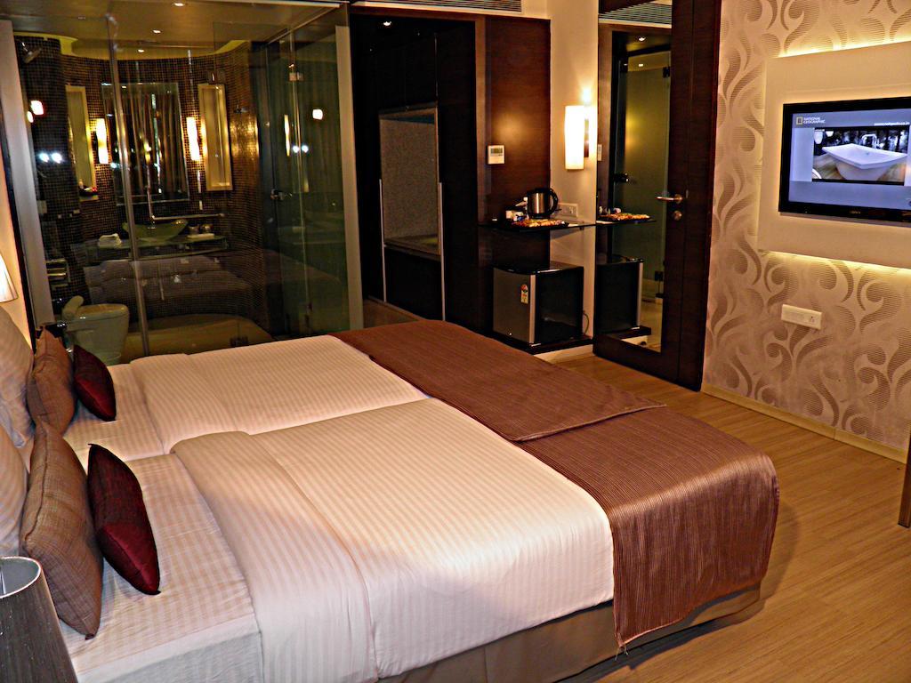 Sentosa Resorts & Water Park Chinchvad الغرفة الصورة